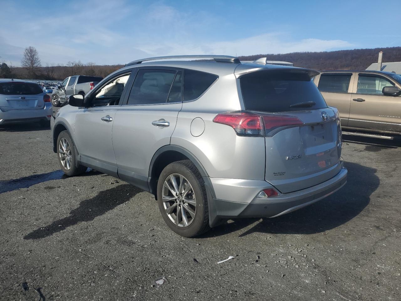 2017 TOYOTA RAV4