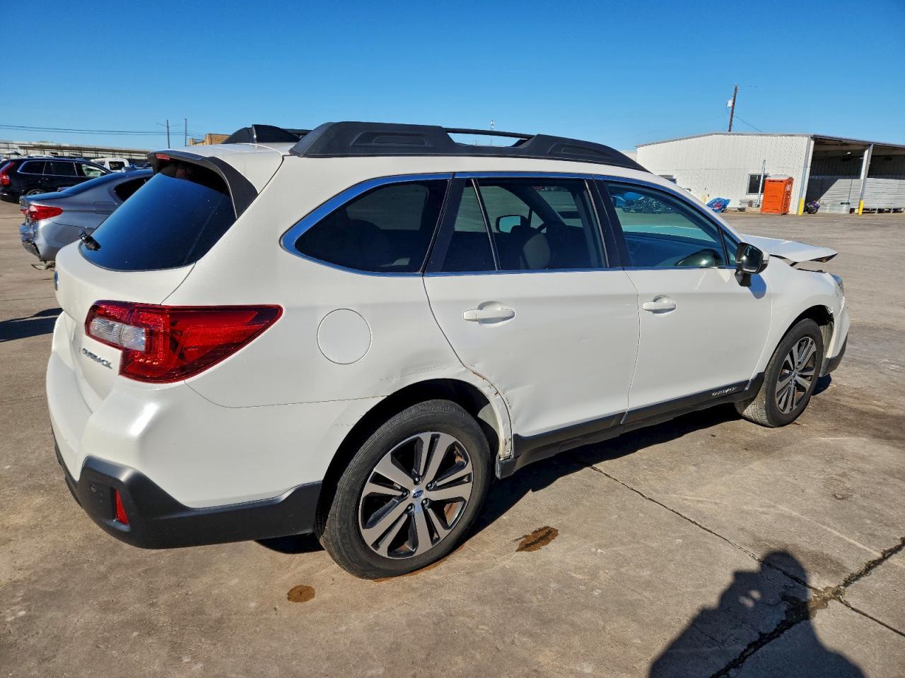 2019 SUBARU Outback