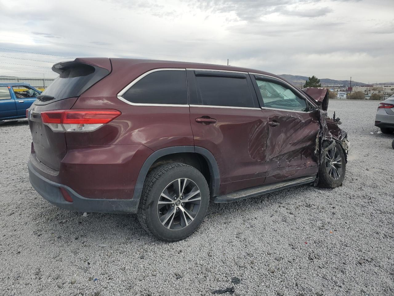 2017 TOYOTA HIGHLANDER