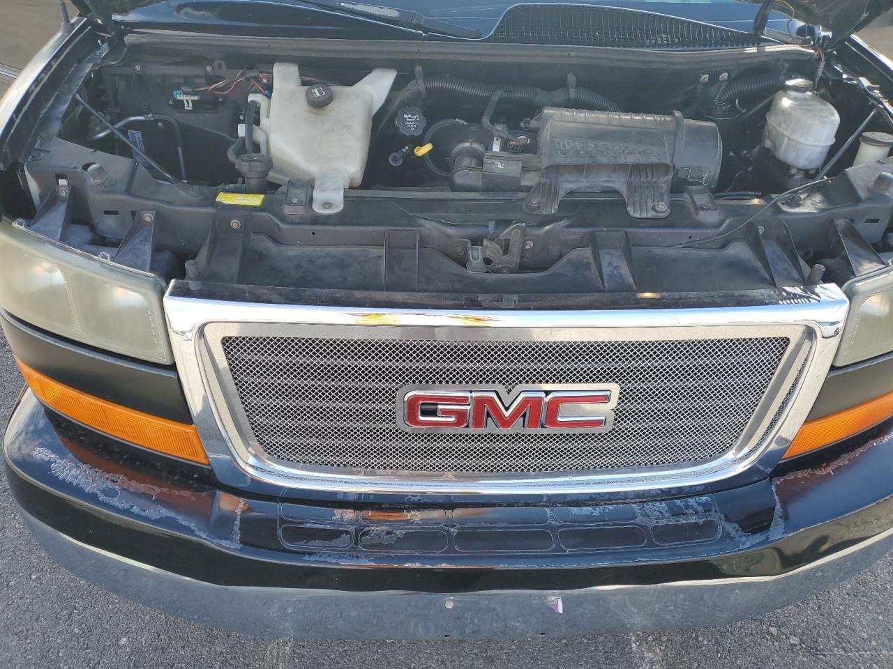 2010 GMC Savana