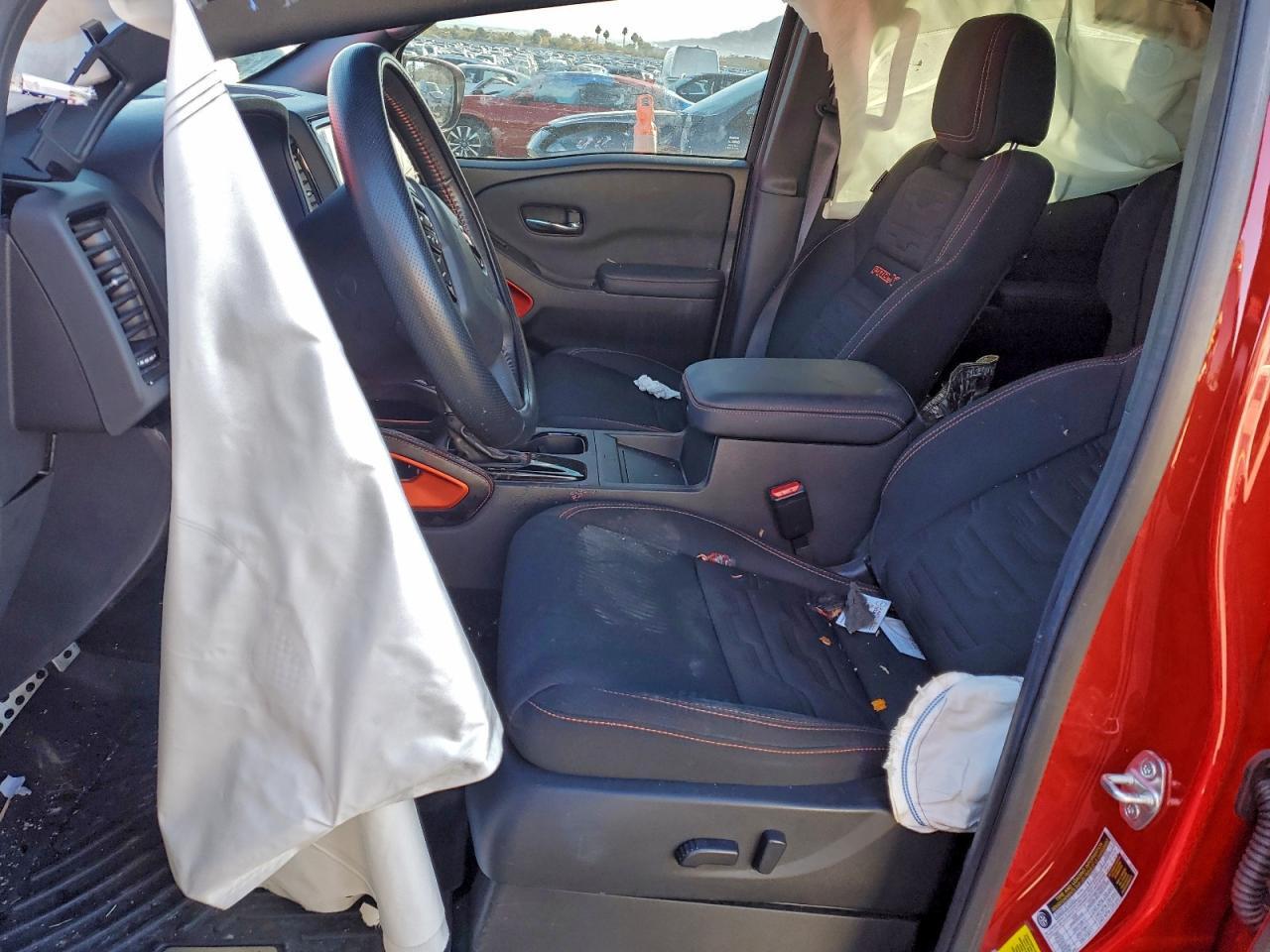 2024 NISSAN Frontier