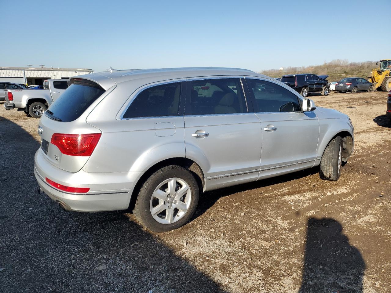 2015 AUDI Q7