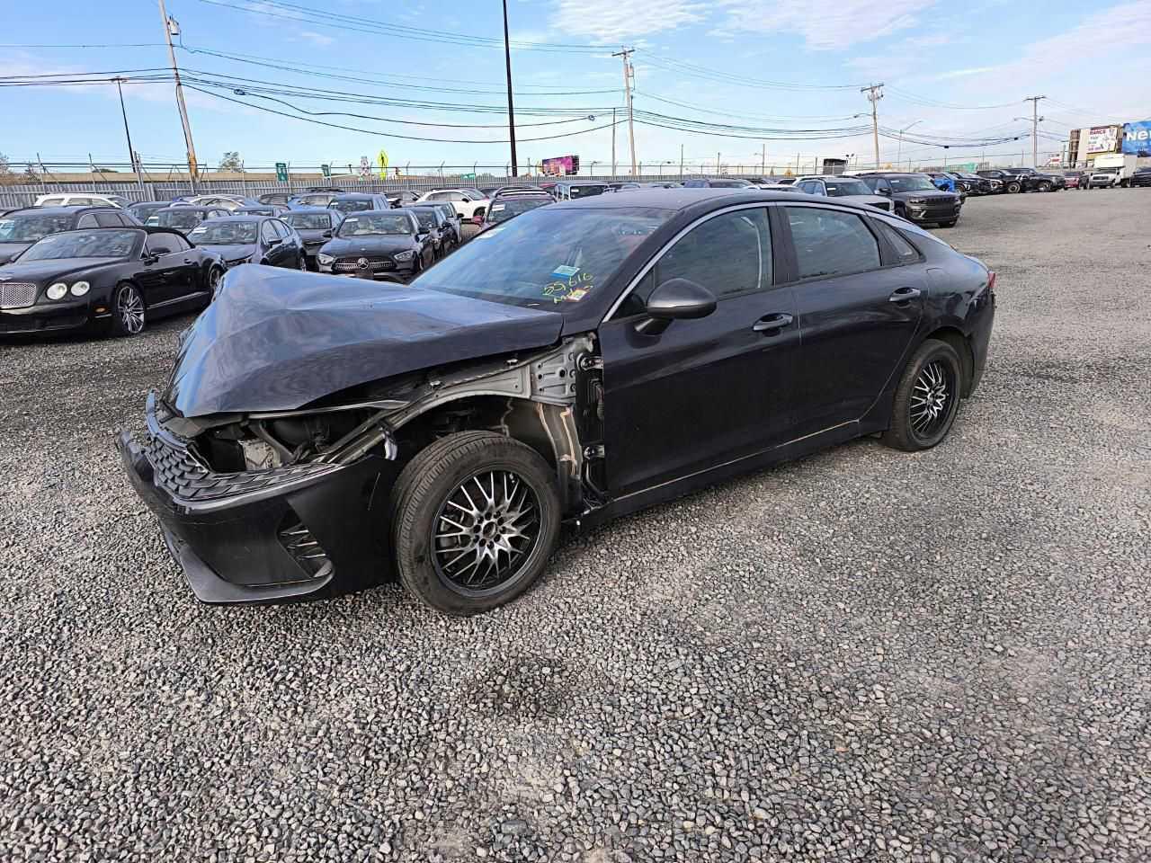 2022 KIA K5