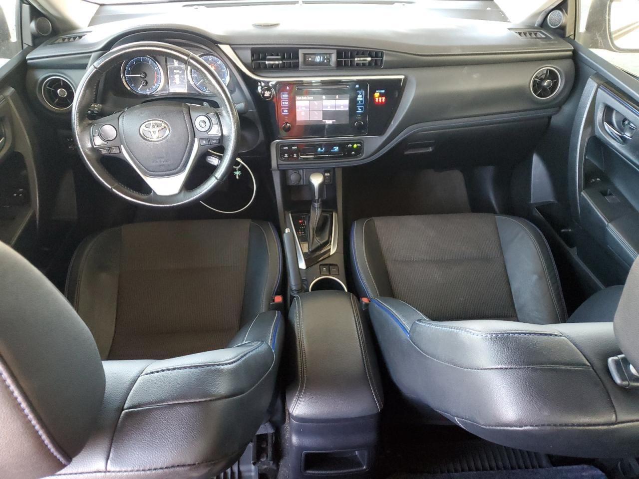2019 TOYOTA COROLLA