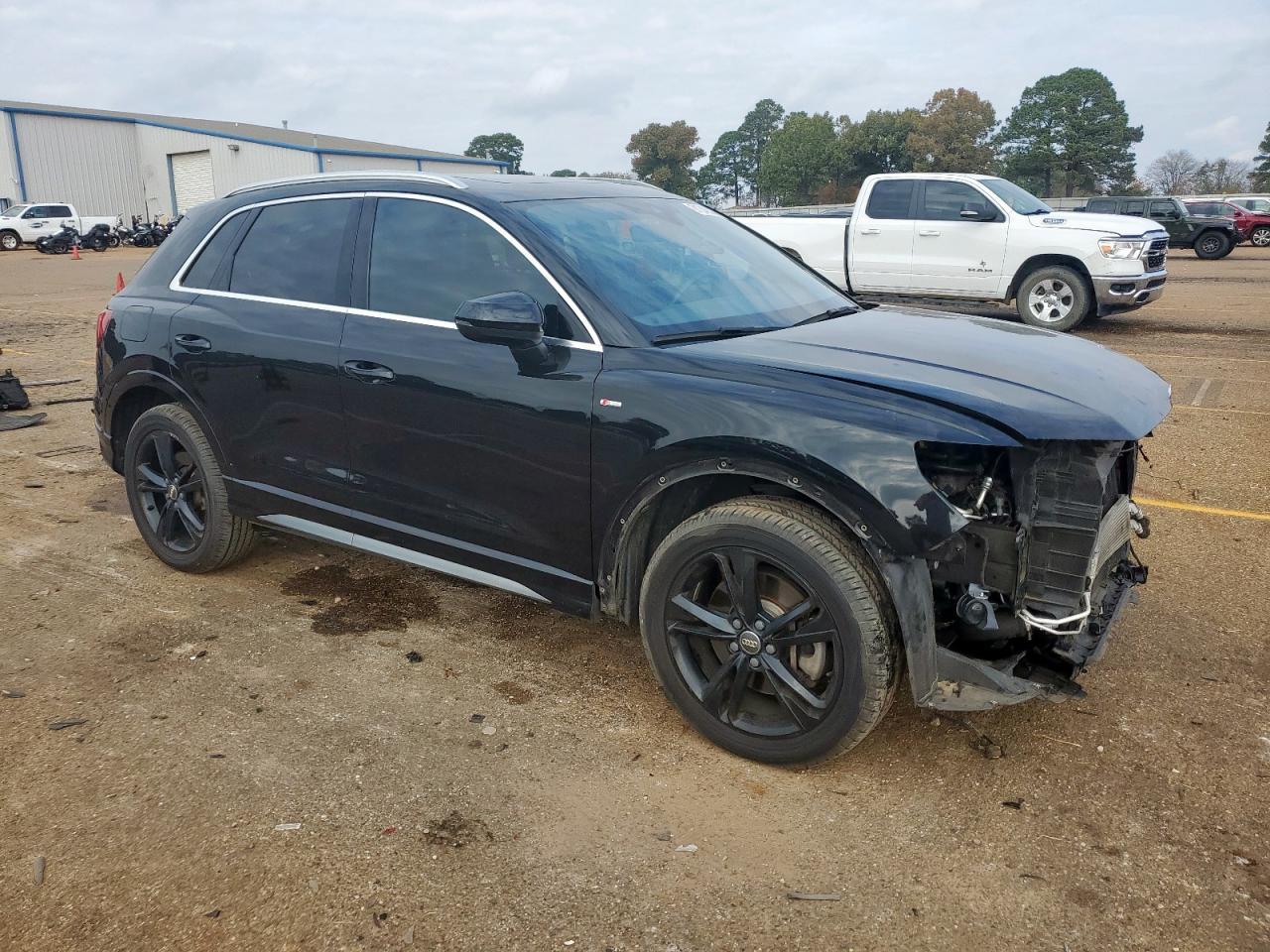 2020 AUDI Q3