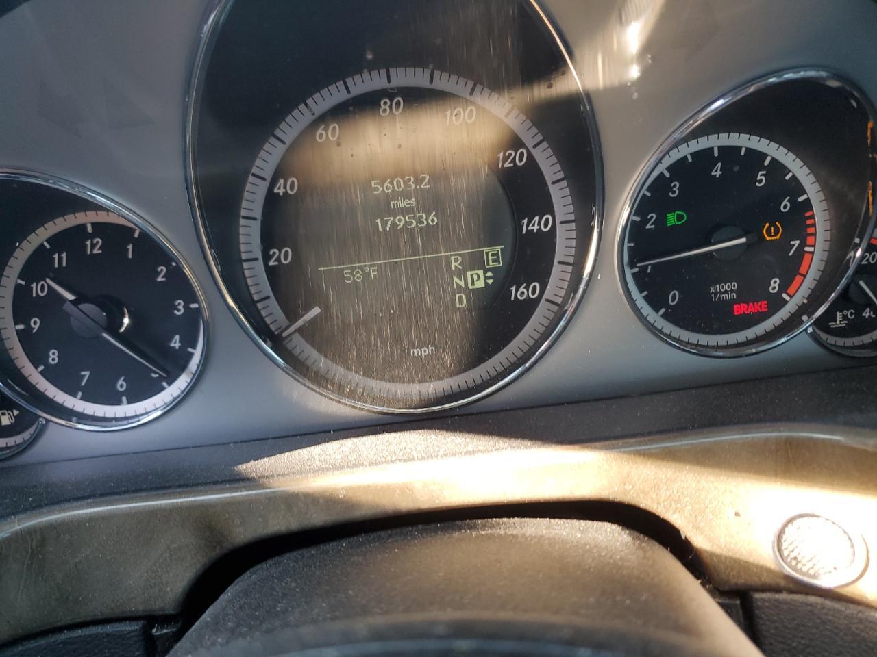 2011 MERCEDES-BENZ E-Class