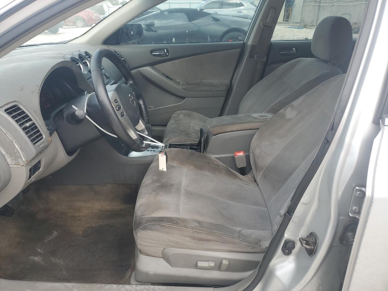 2010 NISSAN ALTIMA