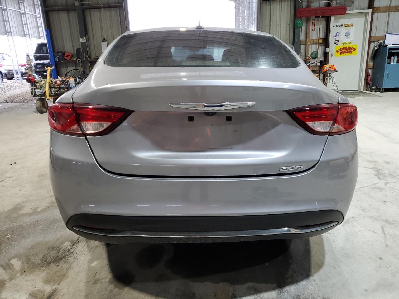 2016 CHRYSLER 200