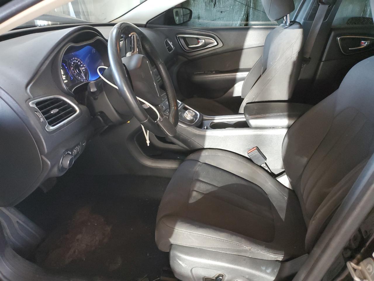 2016 CHRYSLER 200