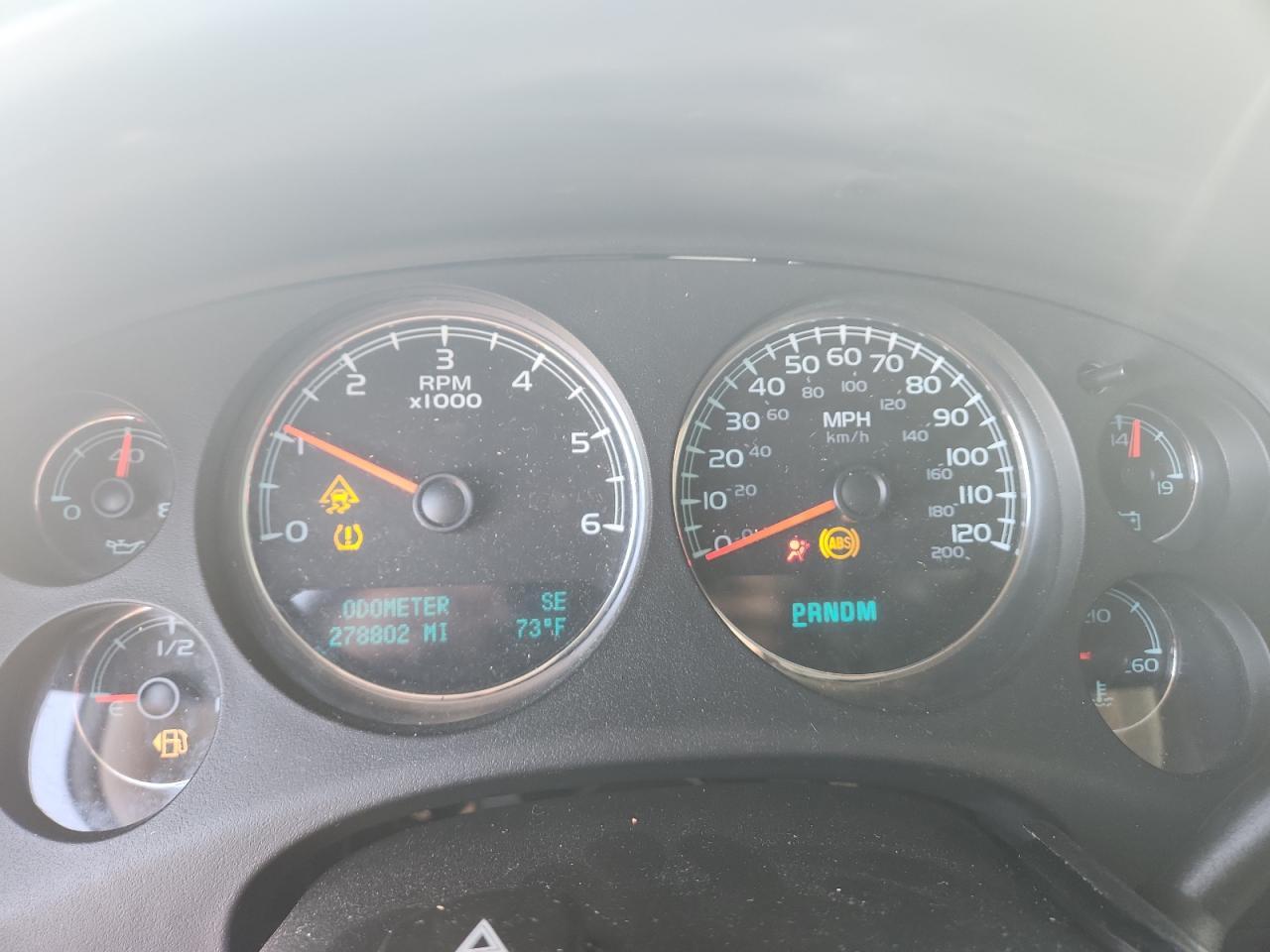 2010 CHEVROLET Suburban