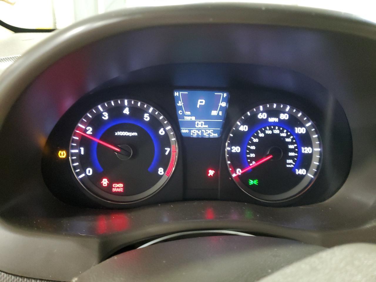 2013 HYUNDAI ACCENT