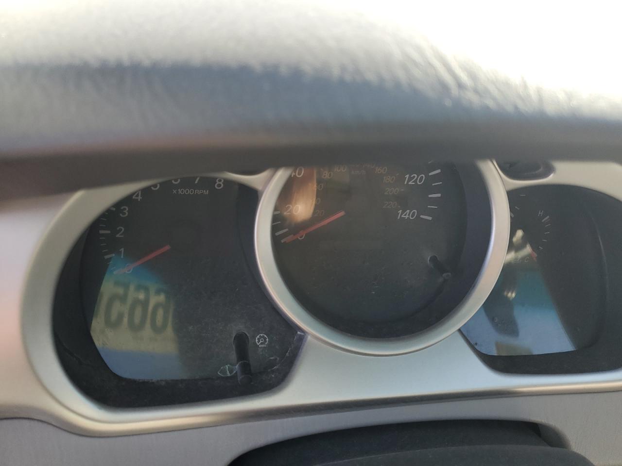 2004 TOYOTA HIGHLANDER