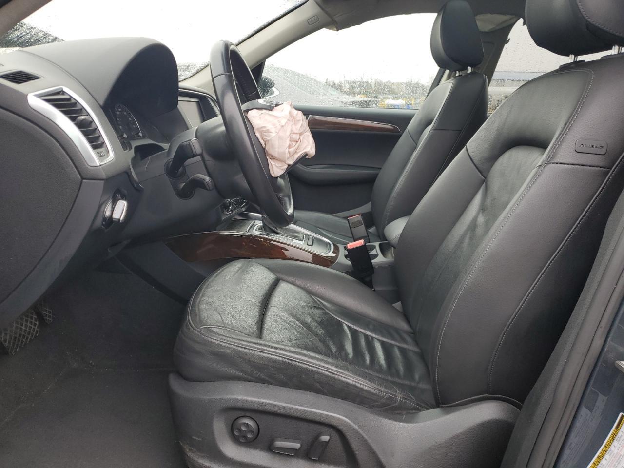 2010 AUDI Q5