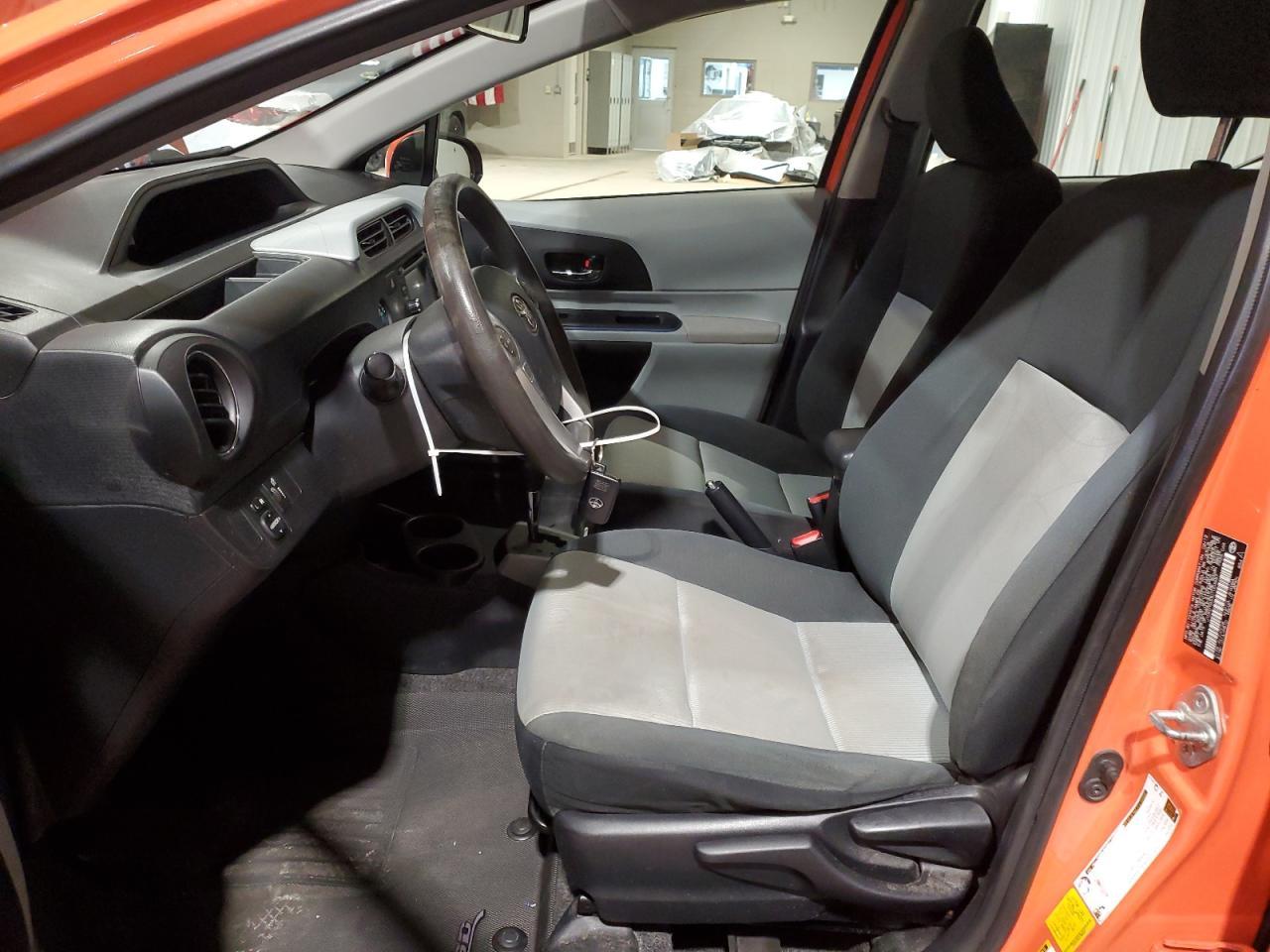 2012 TOYOTA Prius c