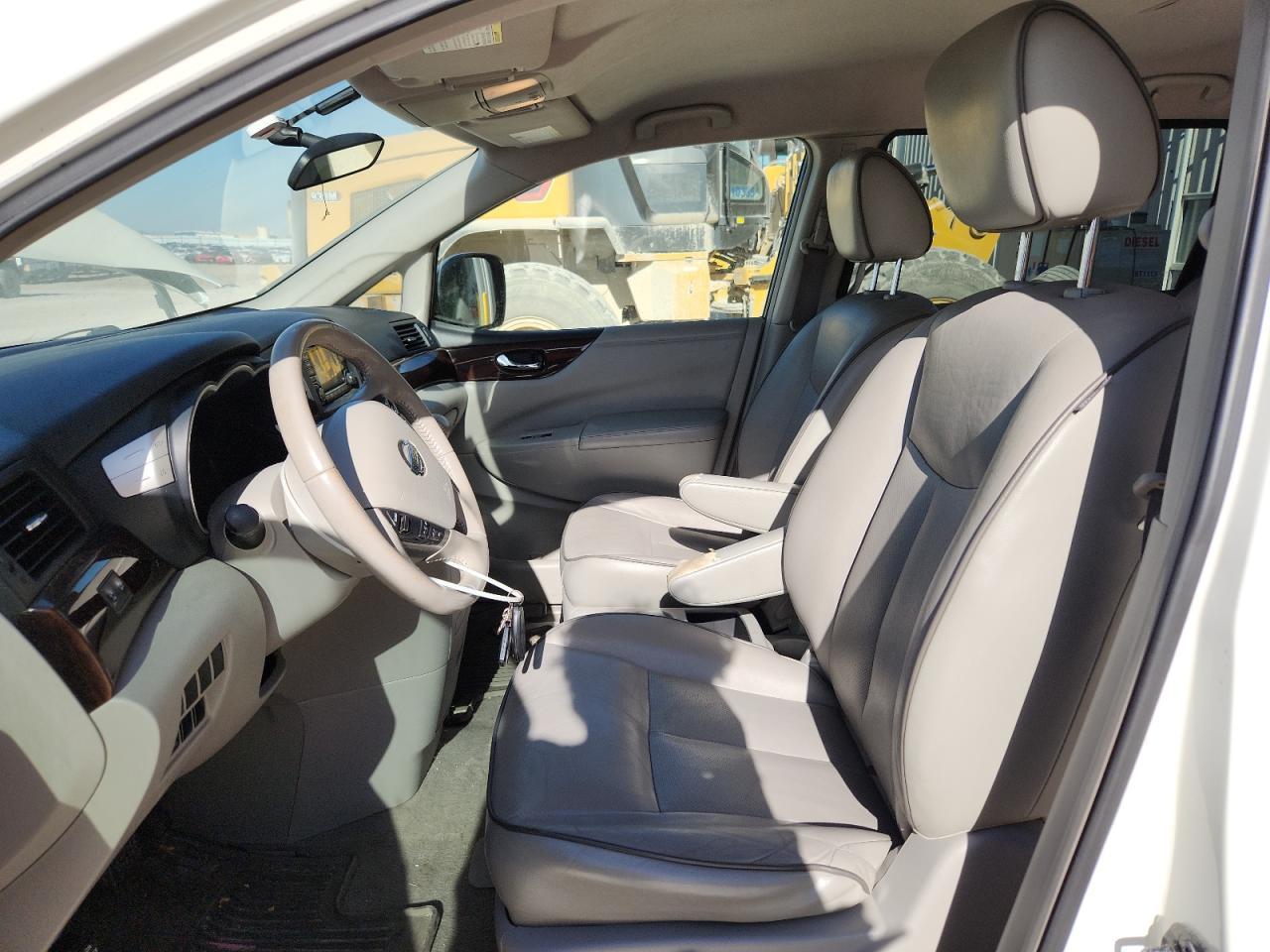 2015 NISSAN Quest
