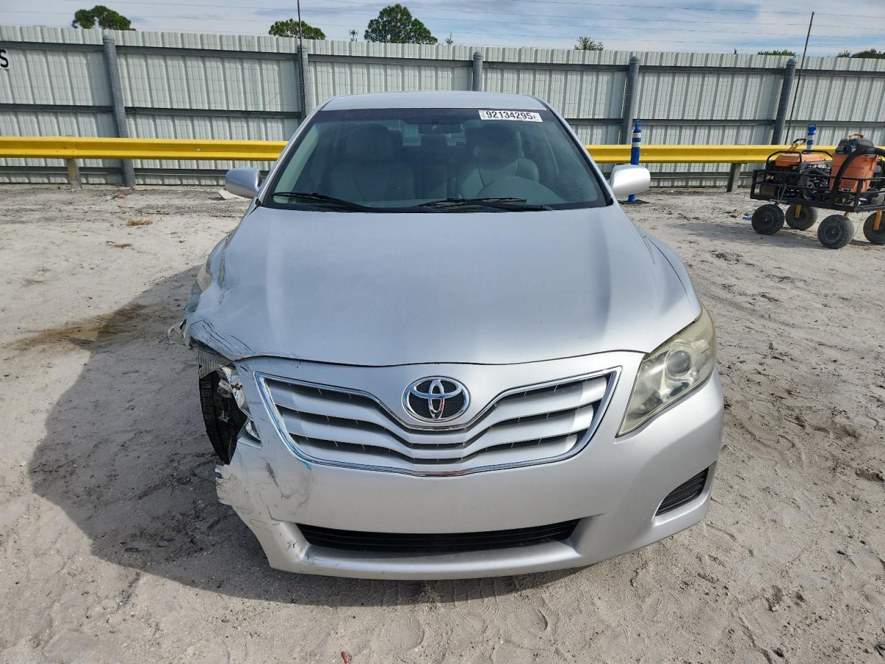 2011 TOYOTA CAMRY