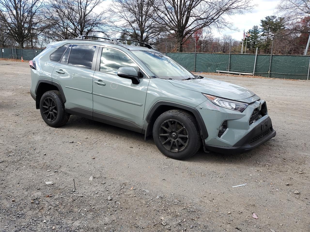 2019 TOYOTA RAV4