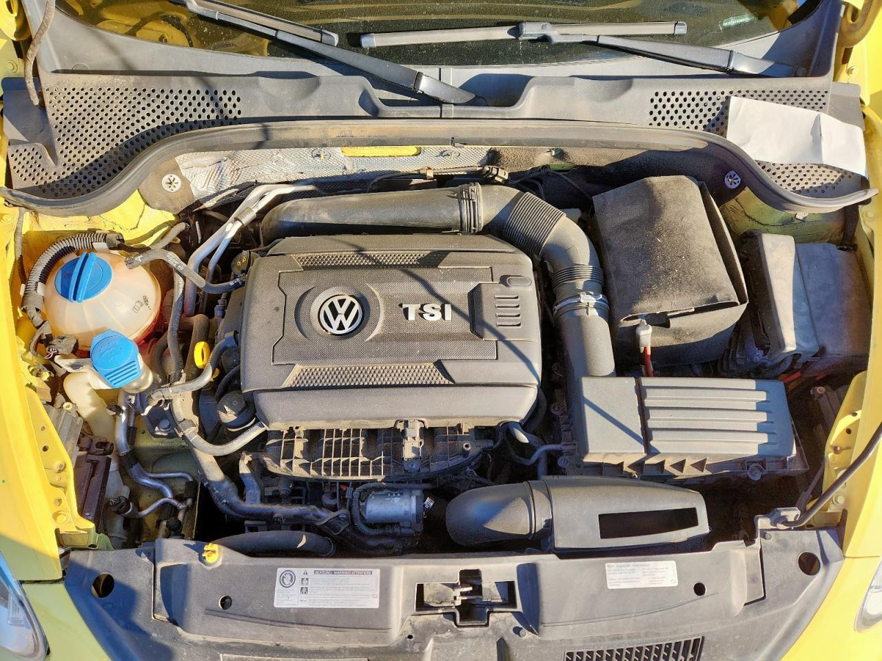 2014 VOLKSWAGEN Beetle