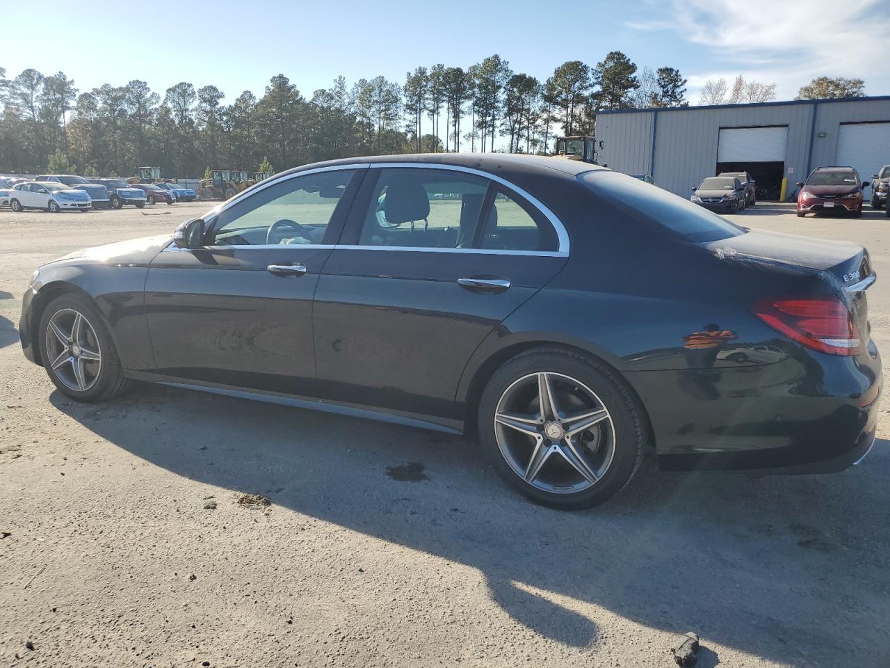 2017 MERCEDES-BENZ E-Class