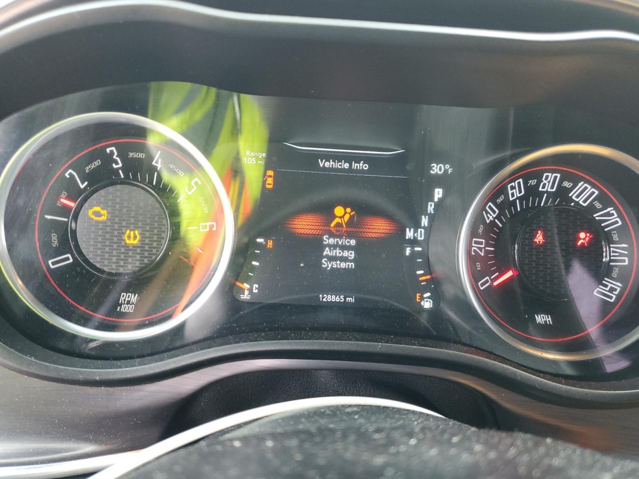 2017 DODGE Challenger