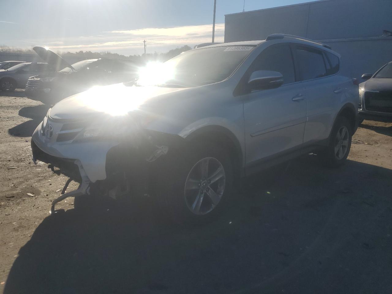 2015 TOYOTA RAV4