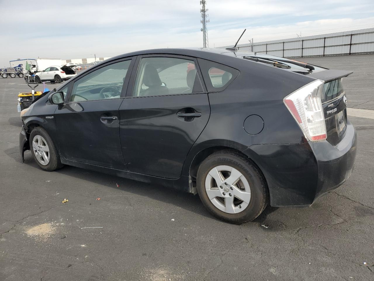 2011 TOYOTA PRIUS
