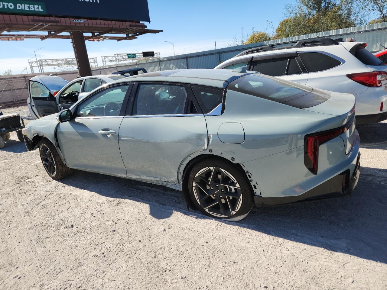 2025 KIA K4