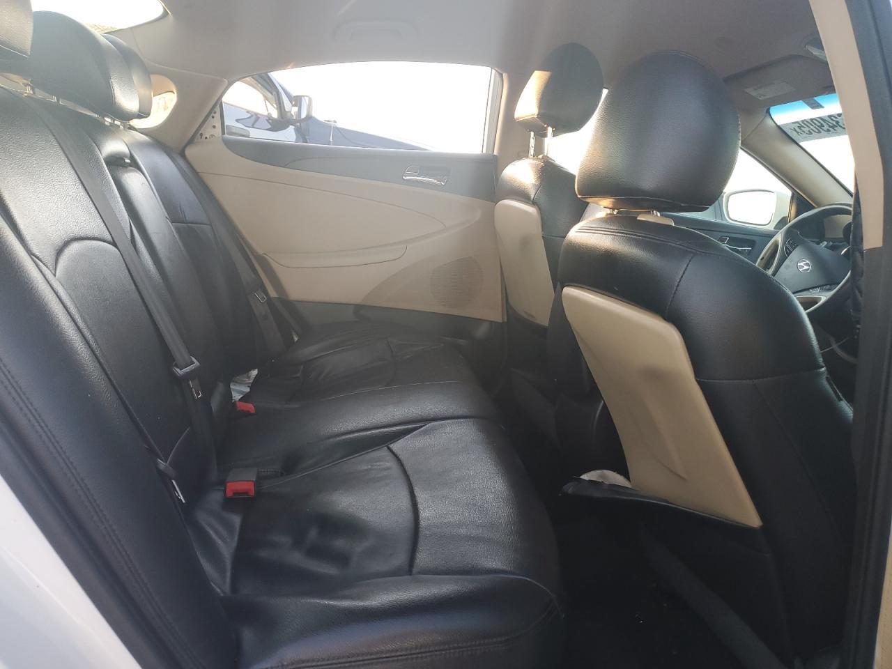 2013 HYUNDAI SONATA
