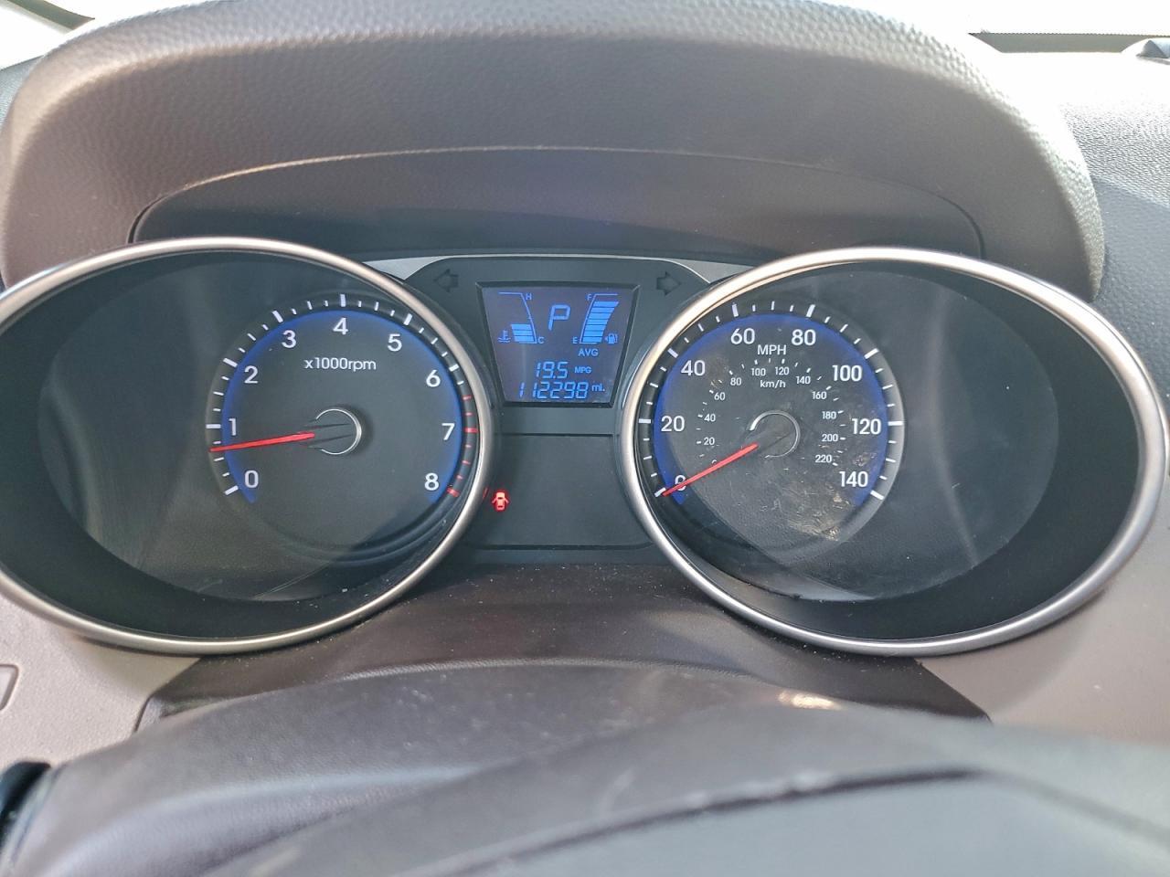 2010 HYUNDAI TUCSON