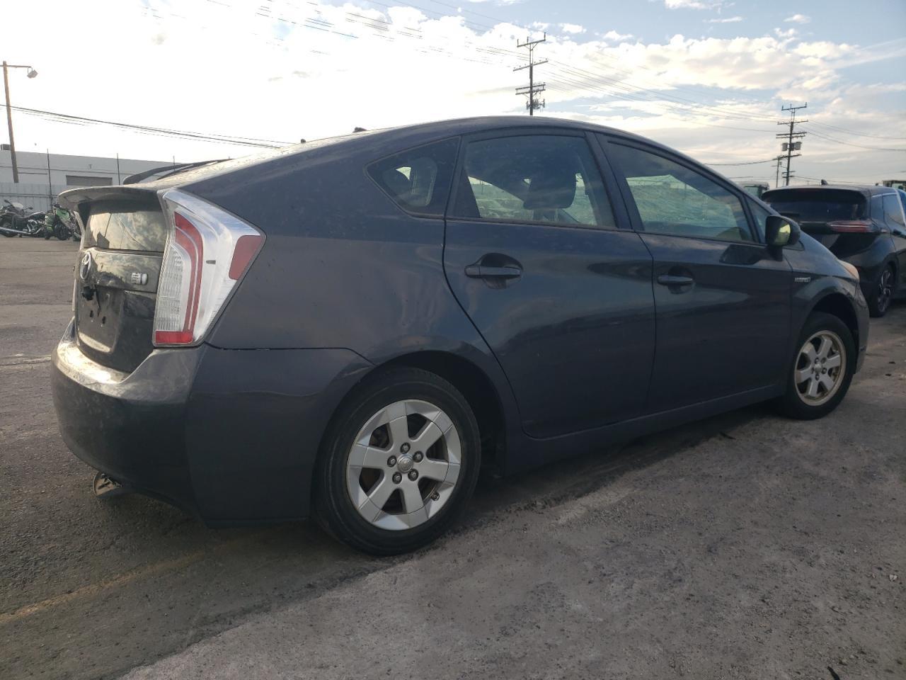 2014 TOYOTA PRIUS