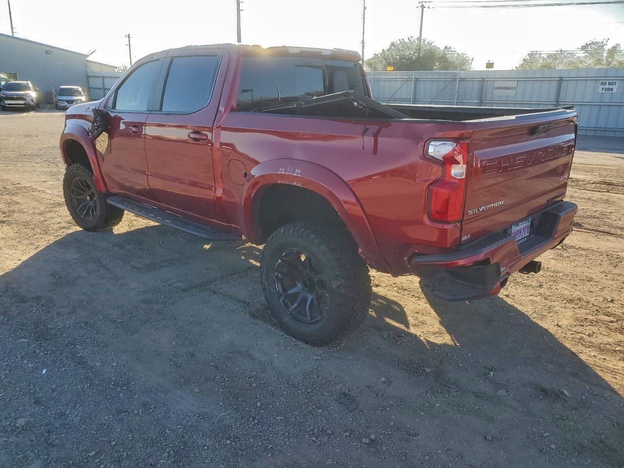 2023 CHEVROLET Silverado