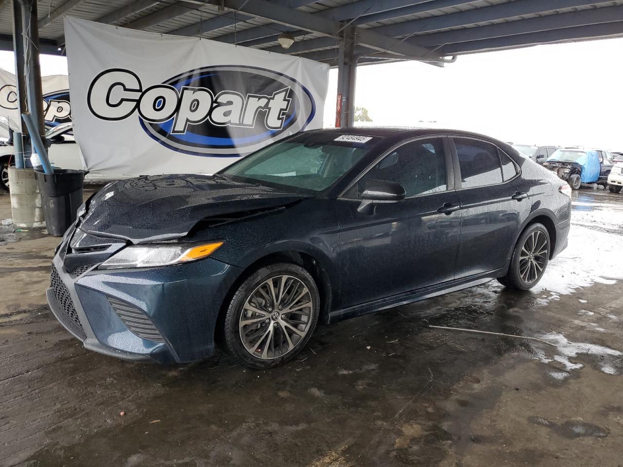 2019 TOYOTA CAMRY
