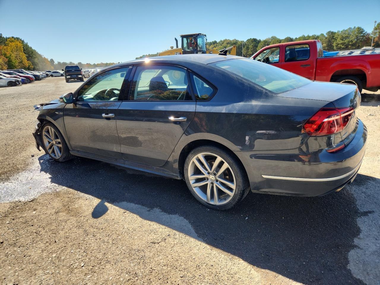 2018 VOLKSWAGEN Passat
