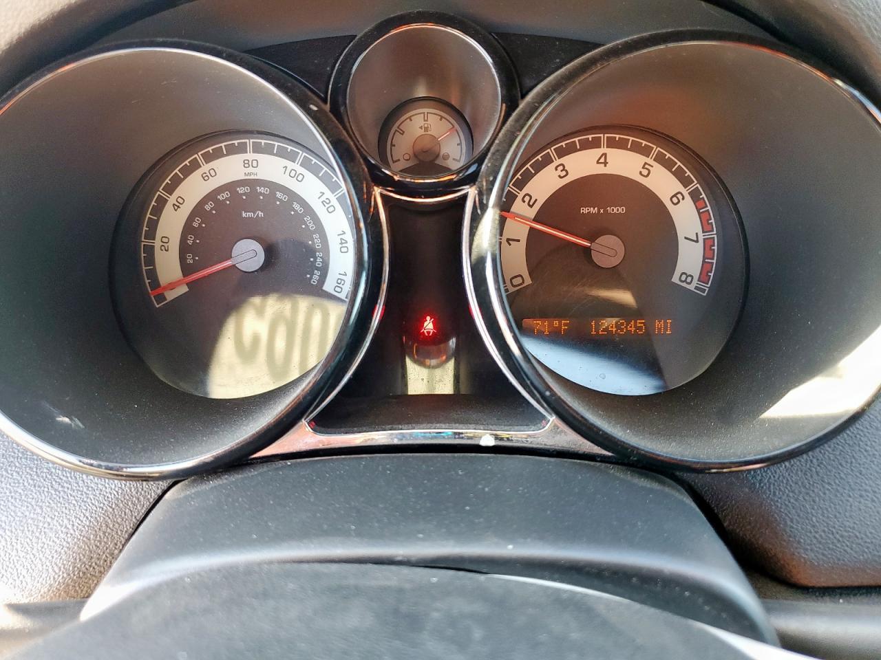 2008 SATURN Sky