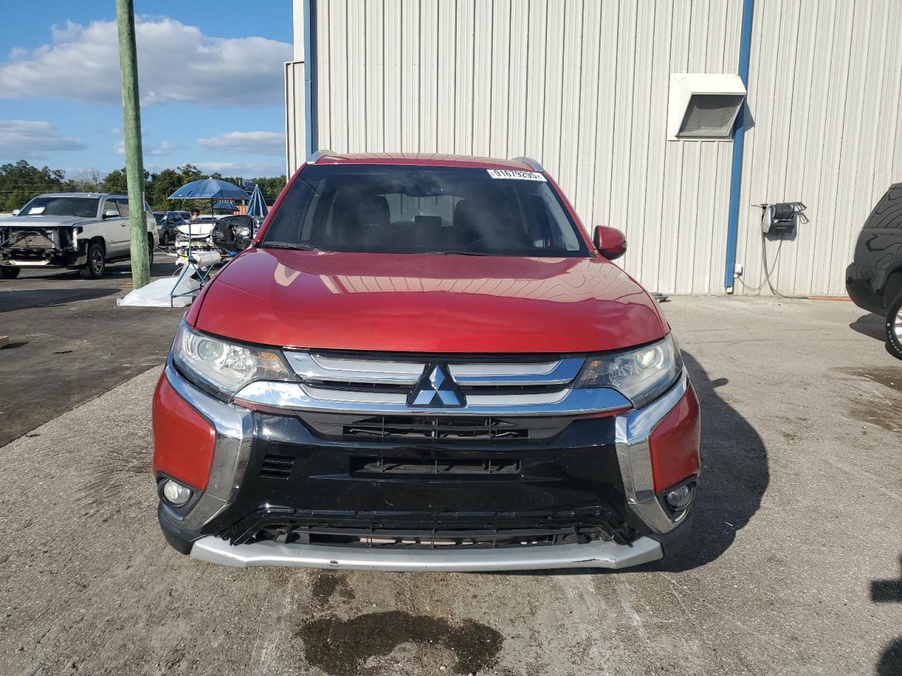 2019 MITSUBISHI outlander