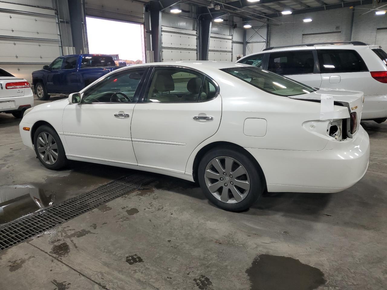 2004 LEXUS ES 330