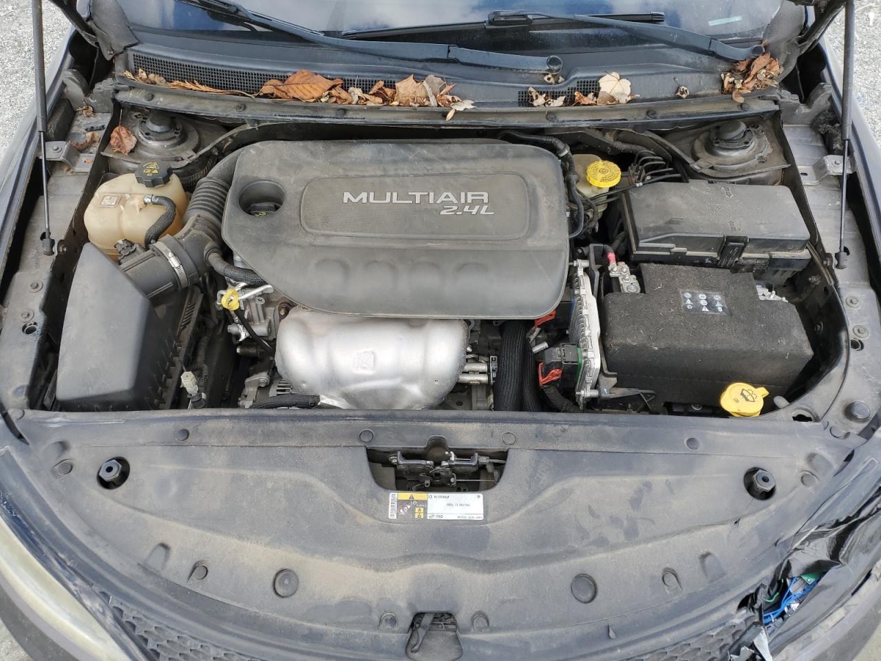 2015 CHRYSLER 200