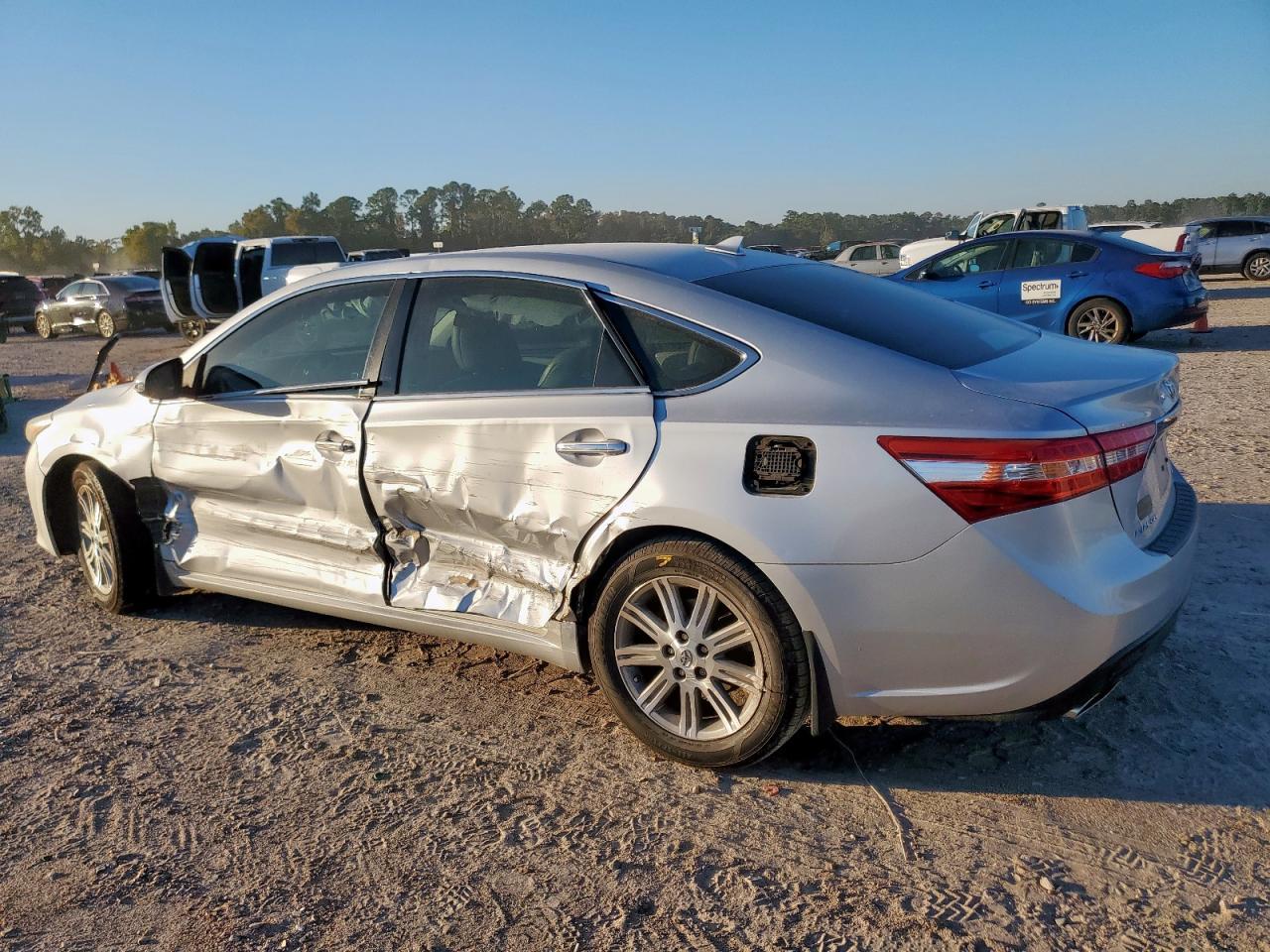 2013 TOYOTA Avalon