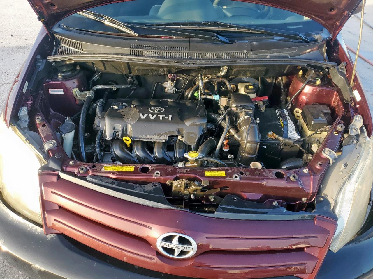 2004 TOYOTA SCION