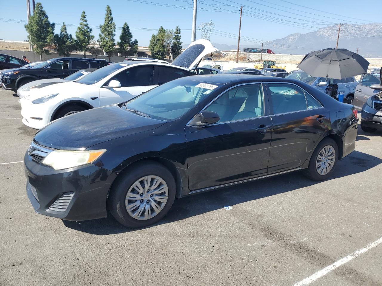 2012 TOYOTA CAMRY
