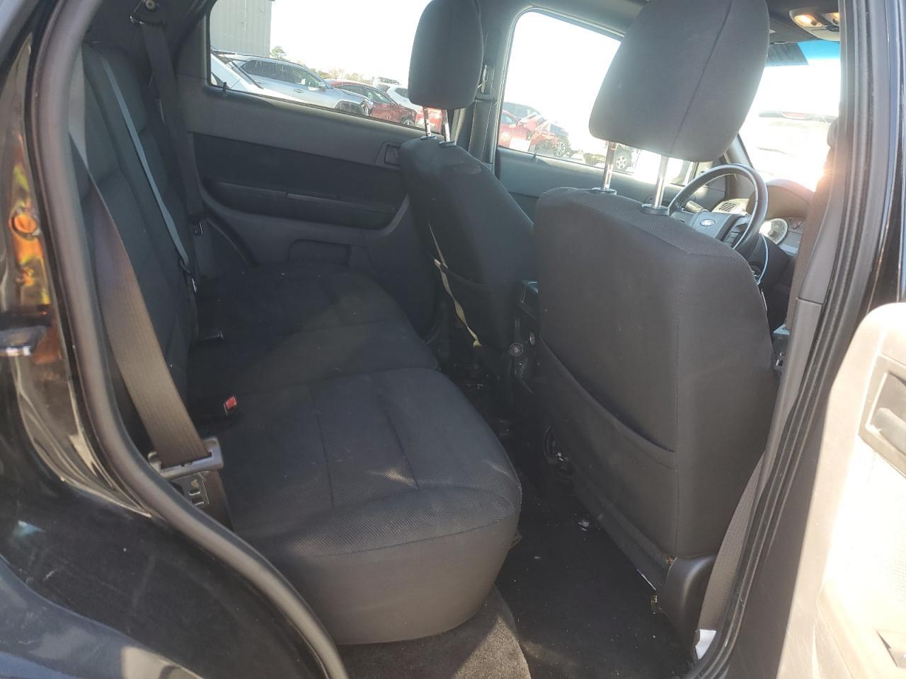 2009 FORD ESCAPE