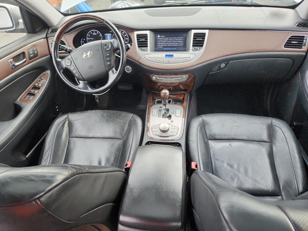 2009 HYUNDAI GENESIS