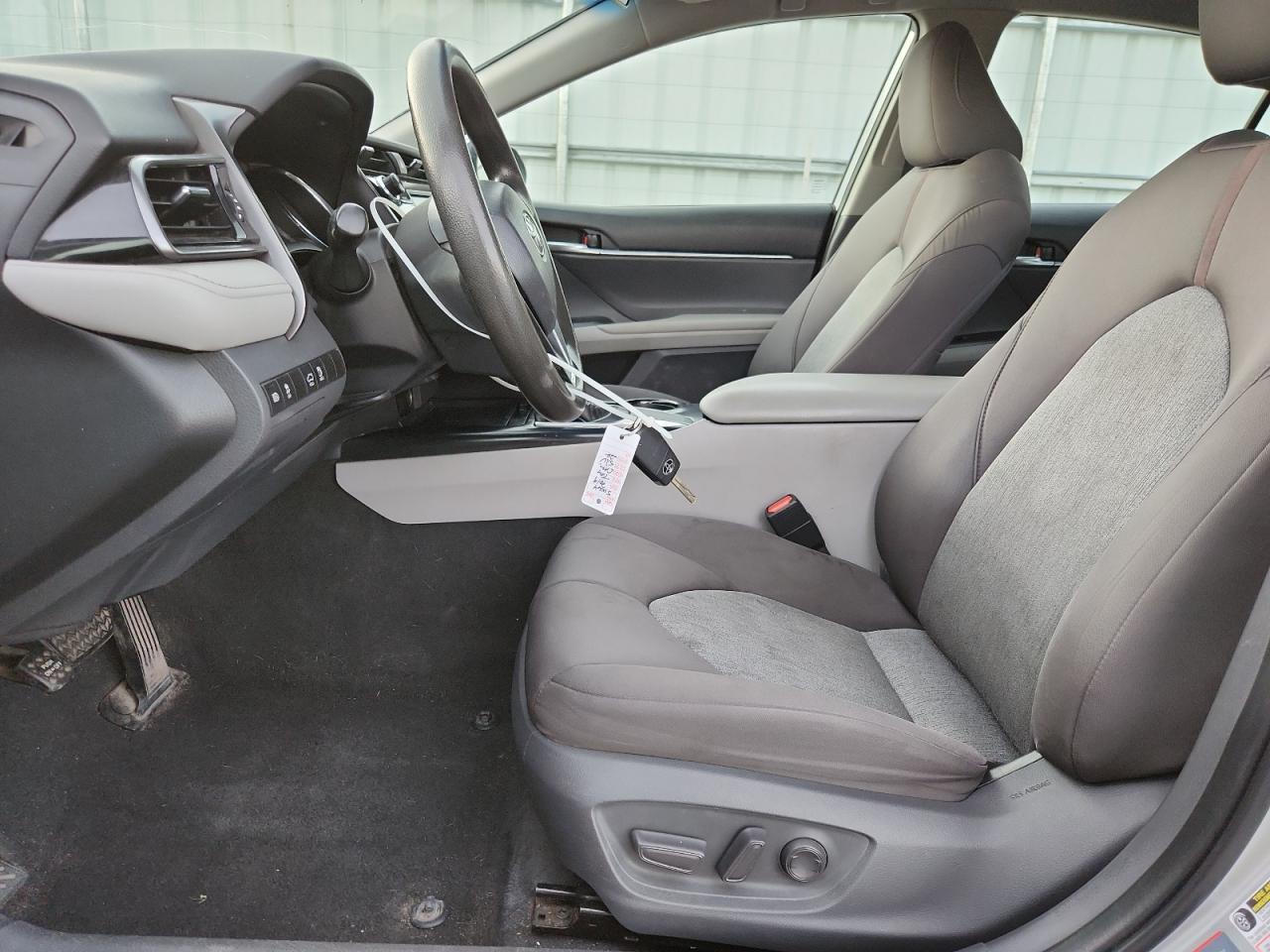 2019 TOYOTA CAMRY