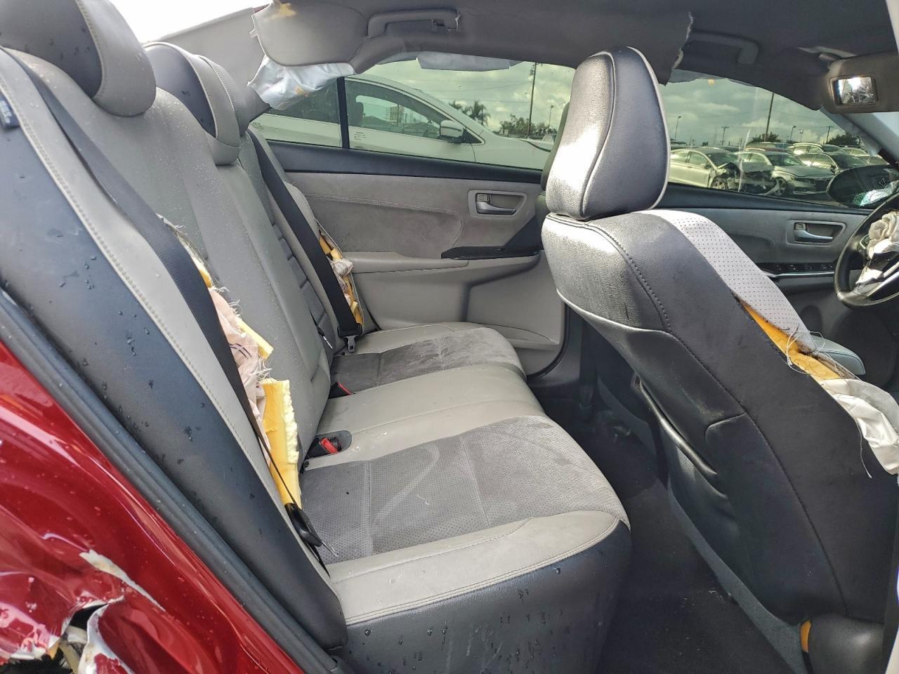 2015 TOYOTA CAMRY