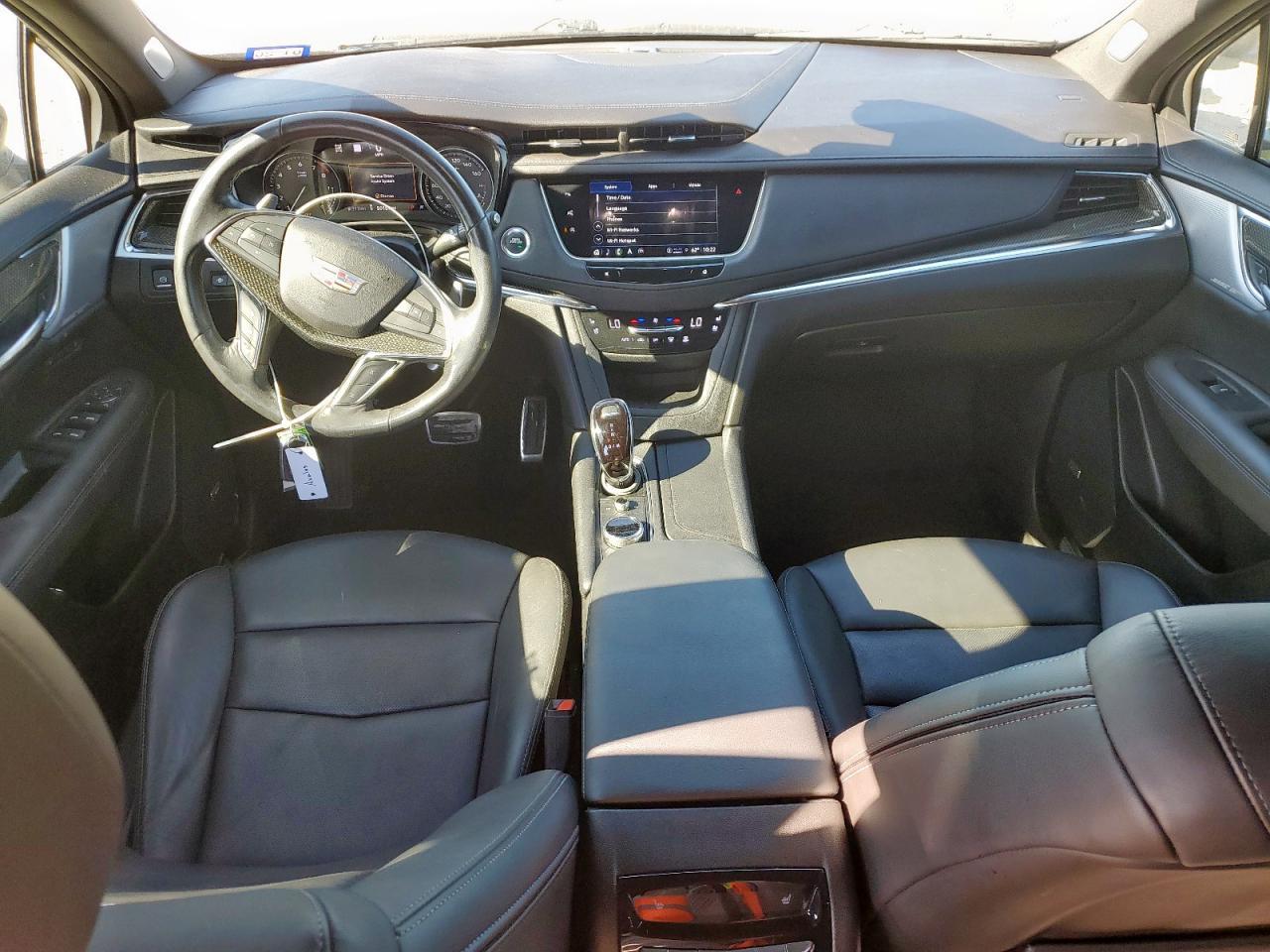2022 CADILLAC XT5