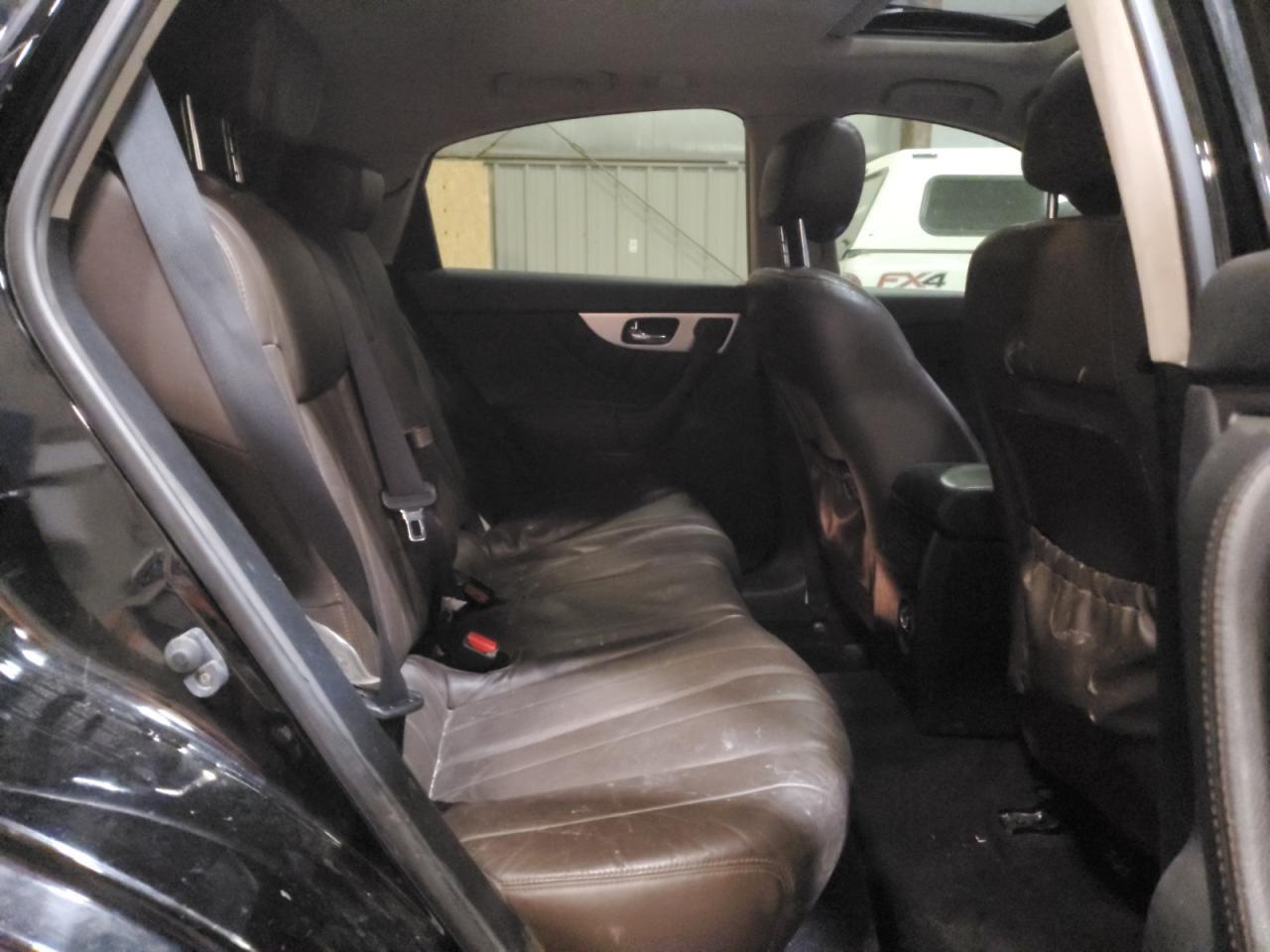 2012 INFINITI FX35
