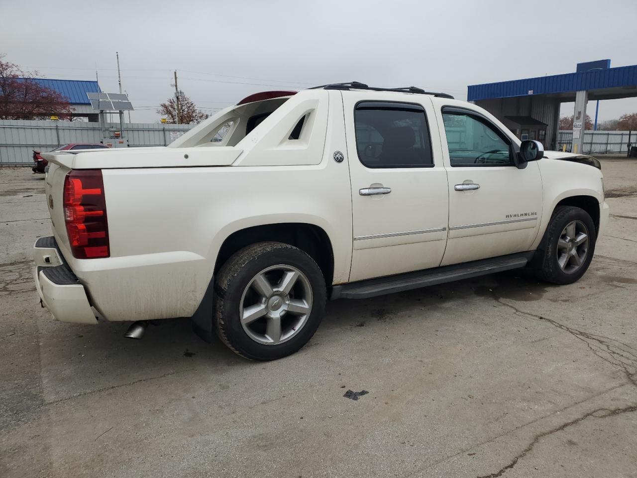 2013 CHEVROLET Avalanche