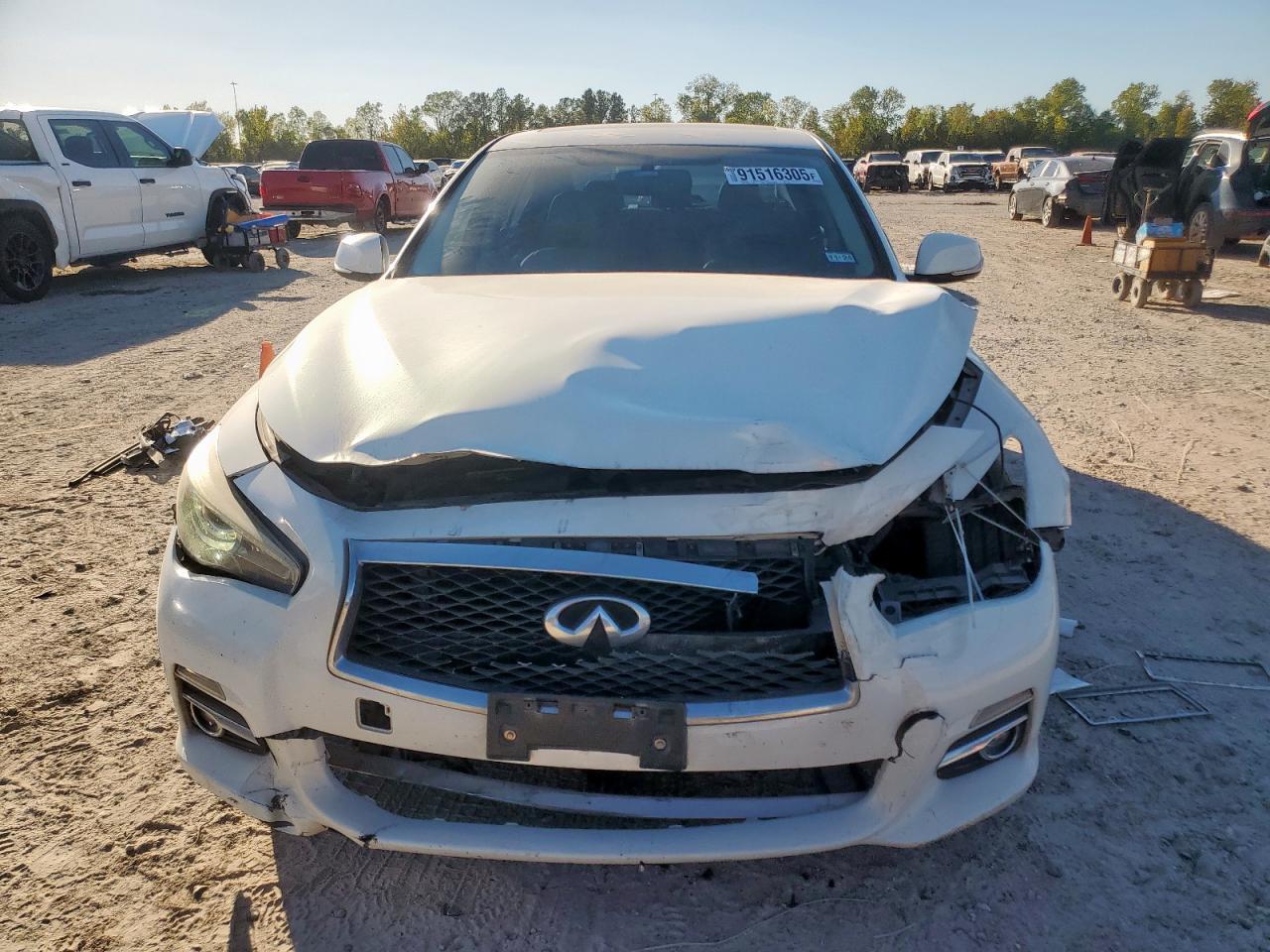 2015 INFINITI Q50