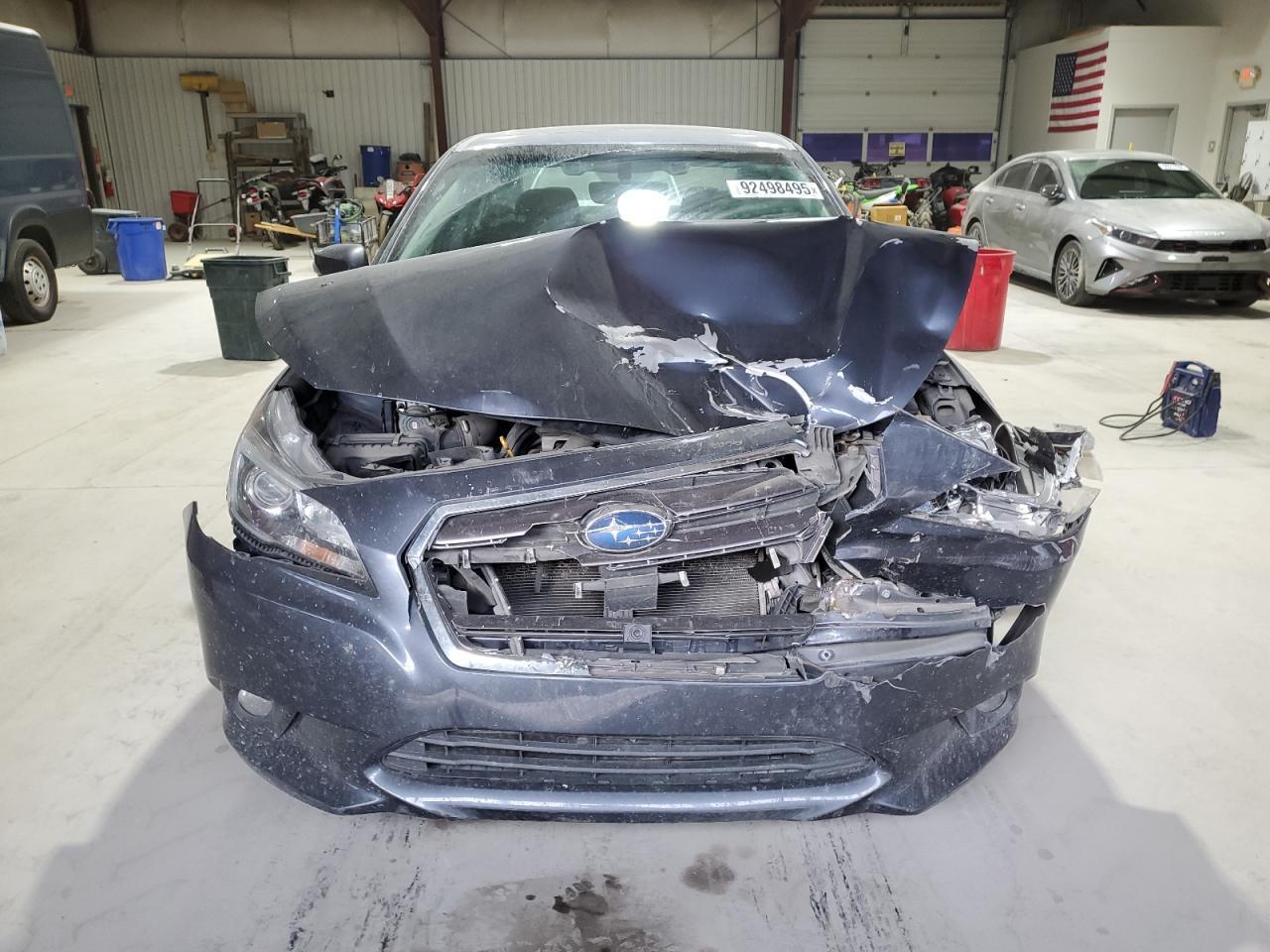 2017 SUBARU Legacy