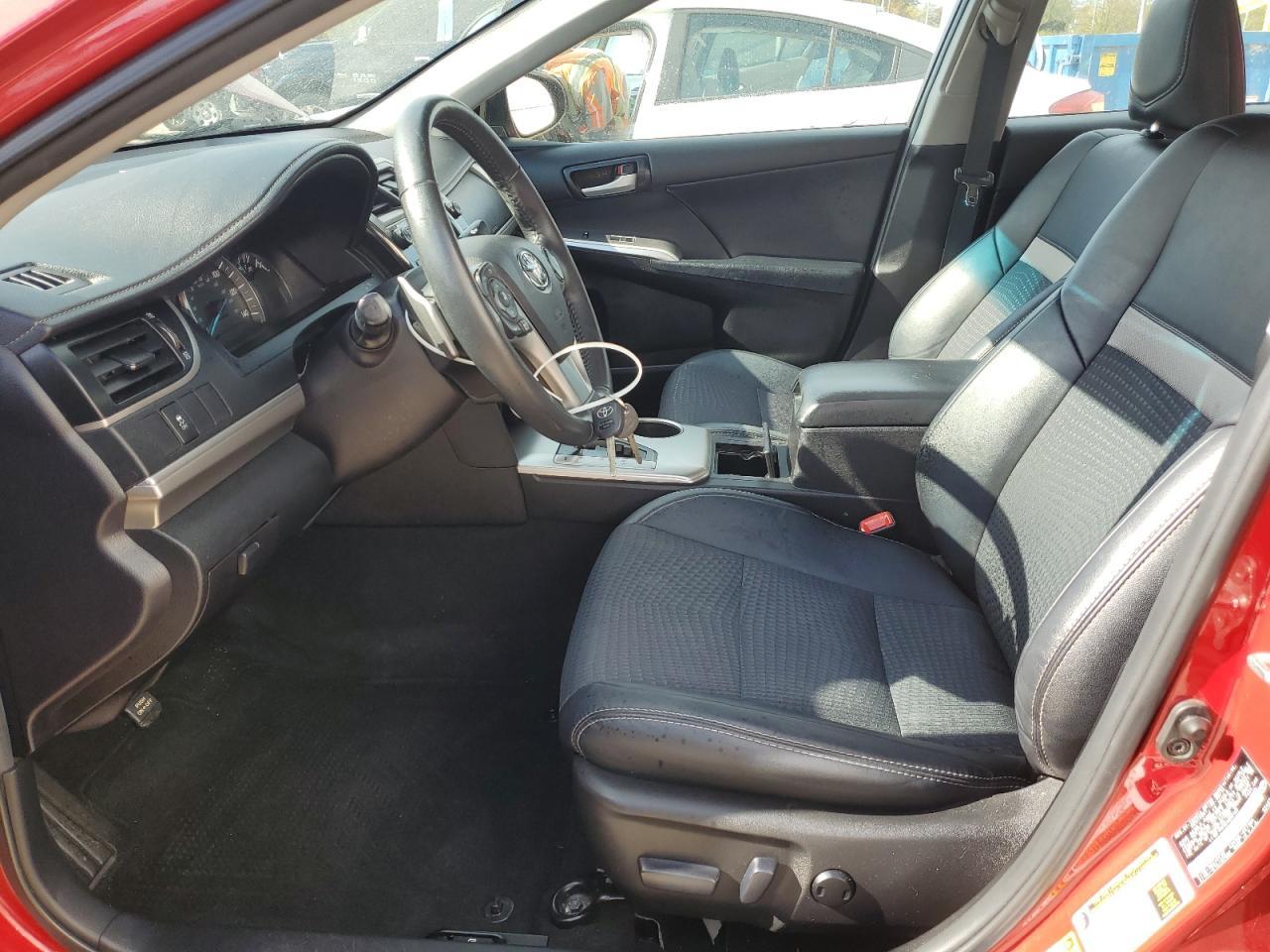 2014 TOYOTA CAMRY